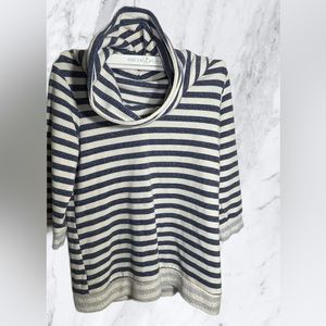 LOVEAPPELLA Cowl neck striped sweater